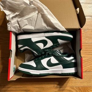 Men’s Nike dunk low green